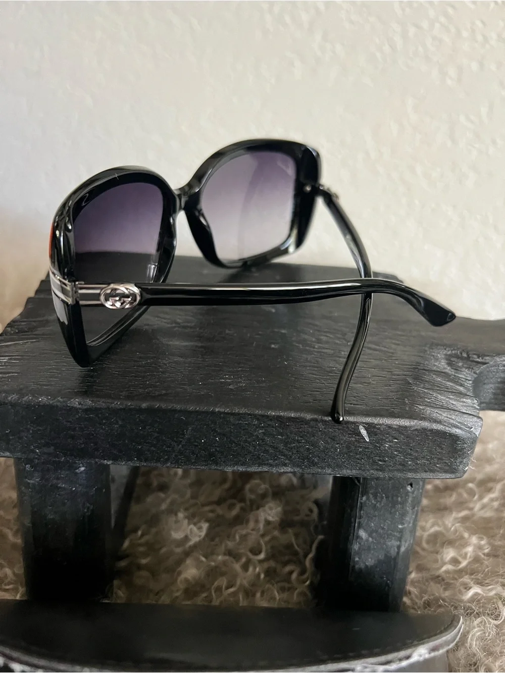 Gucci Women's Black Oversized Sunglasses Style 3188S Authentic
